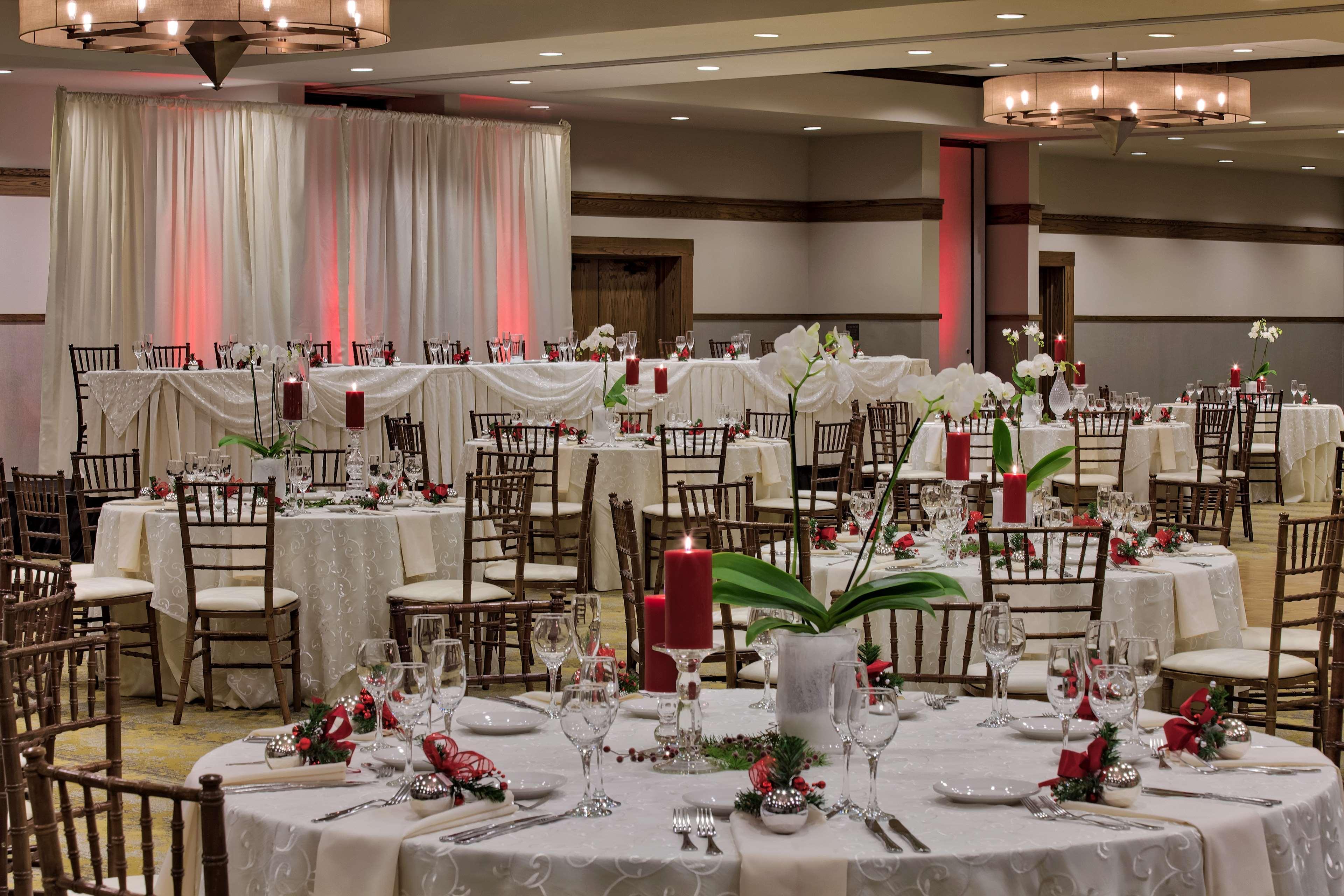 Doubletree By Hilton Libertyville-Mundelein Exterior foto